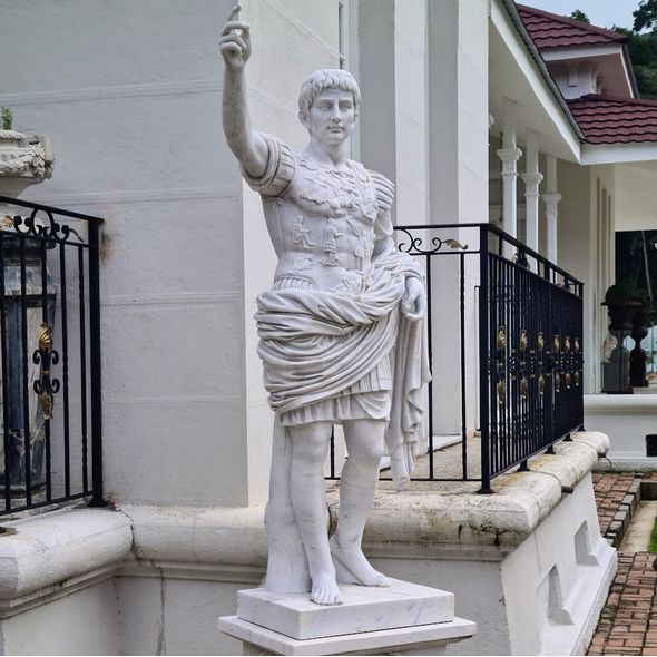 Escultura-Augusto-de-Prima-Porta-230cm-EMP428