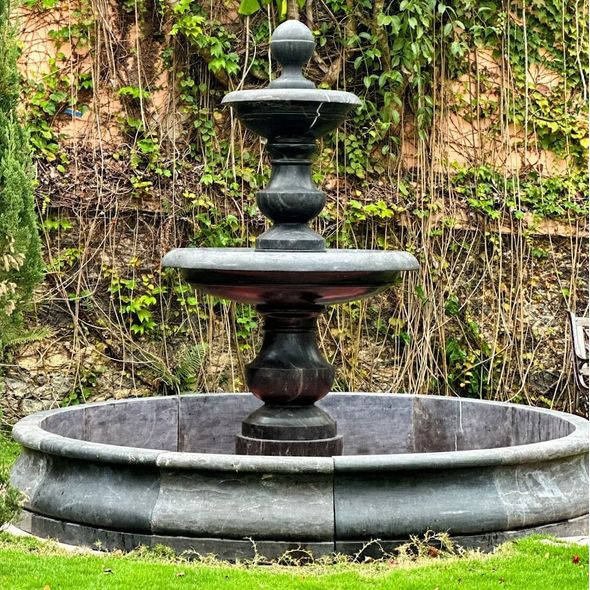 Chafariz-2-Pratos-com-Lago-Marmore-Preto-210cm-FMP208
